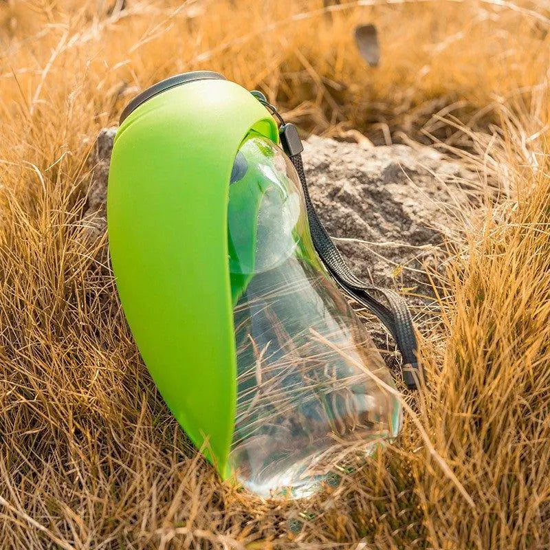 Tragbare Trinkflasche für Haustiere